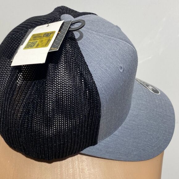 Caterpillar CAT Men's Flexfit Embroidered Mesh Back Trademark Trucker Cap NWT - Picture 2 of 9